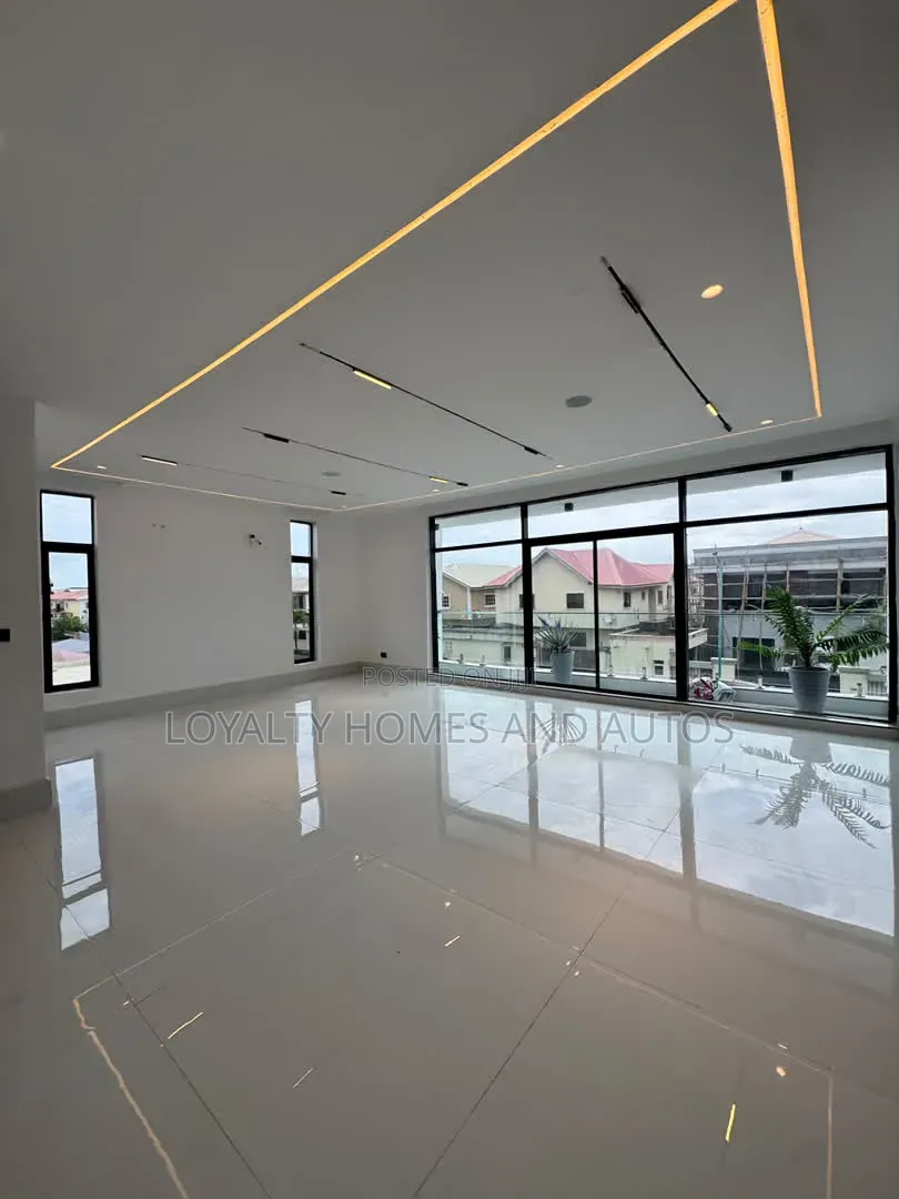 4bdrm Maisonette in Ikoyi S.W for sale in Ikoyi S.W