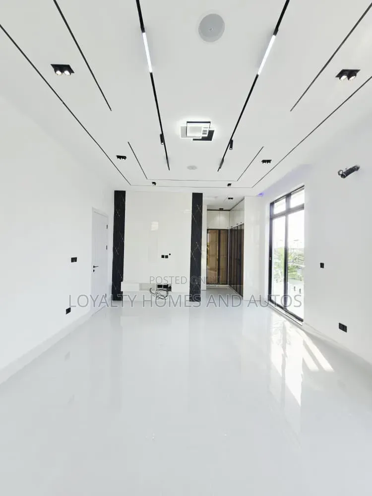4bdrm Maisonette in Ikoyi S.W for sale in Ikoyi S.W