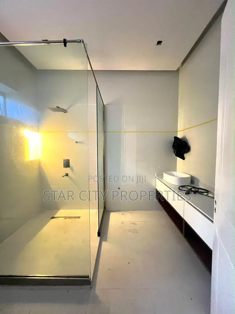 Furnished 3bdrm Apartment in Banana Island for sale in Banana Island
