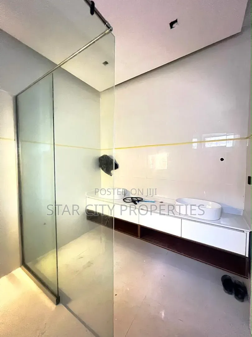 Furnished 3bdrm Apartment in Banana Island for sale in Banana Island