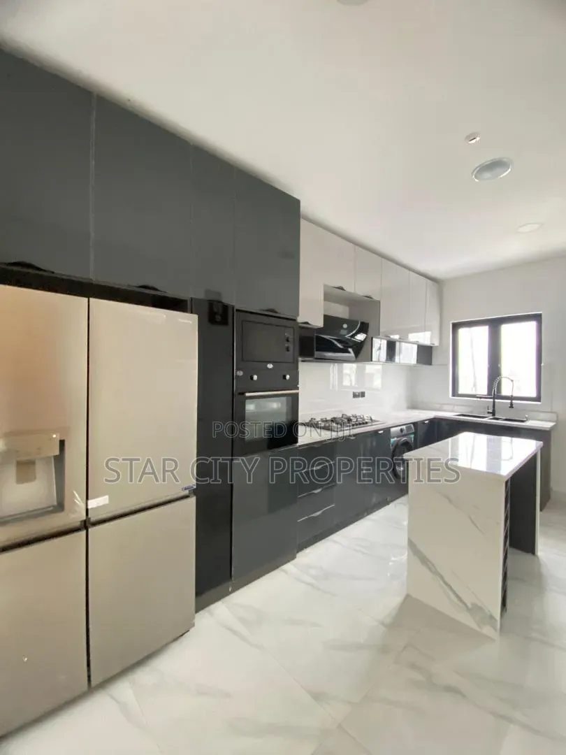 2bdrm Apartment in Lekki Phase 1 for sale in Lekki Phase 1