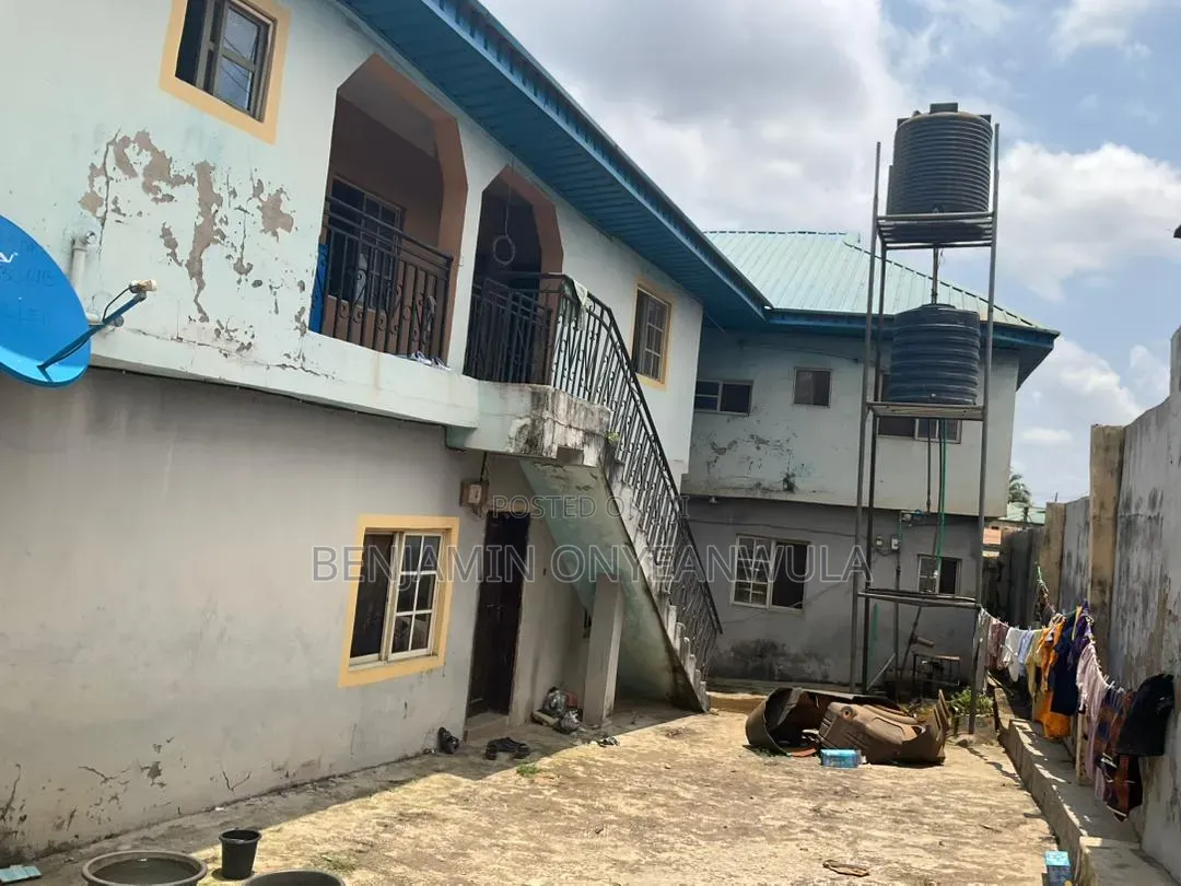 8bdrm Block of Flats in Makogi, Obafemi-Owode for rent in Obafemi-Owode