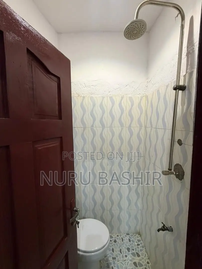 2bdrm Block of Flats in Ikolaba Gra, Bodija for rent in Bodija