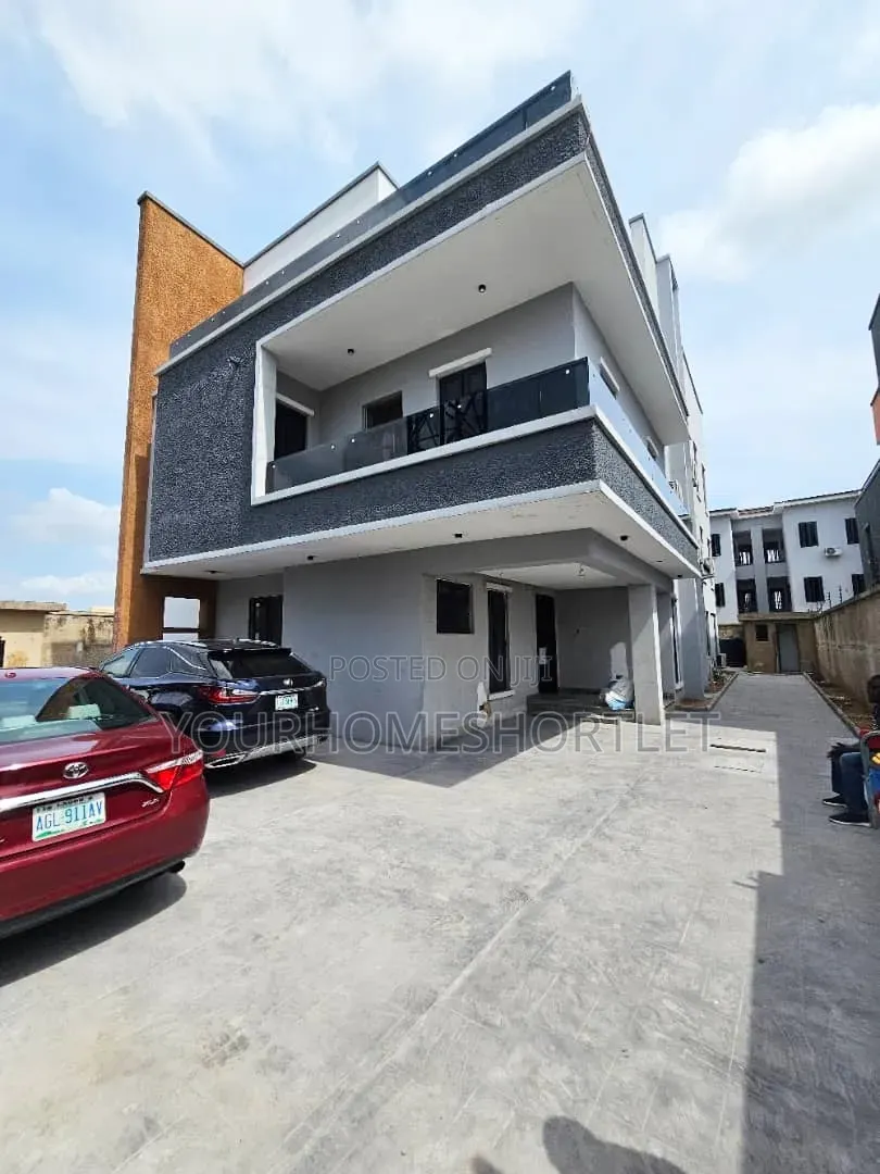 6bdrm Mansion in Ikeja GRA for sale in Ikeja GRA