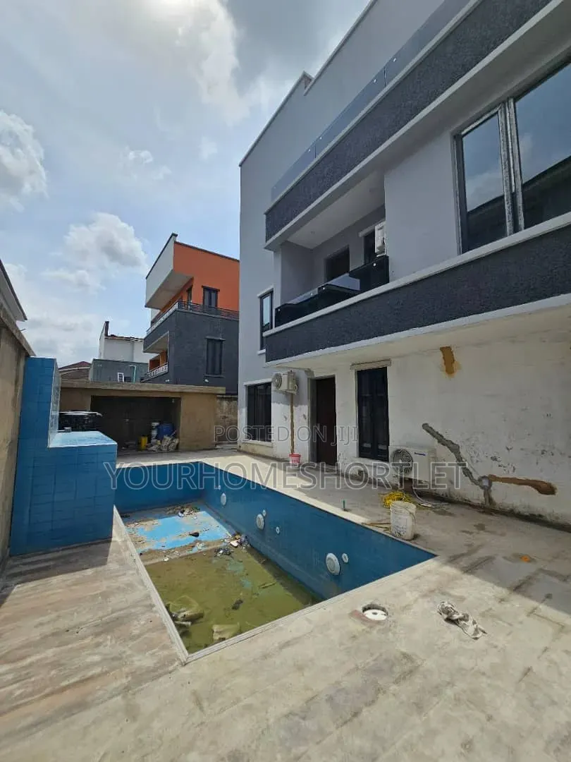6bdrm Mansion in Ikeja GRA for sale in Ikeja GRA