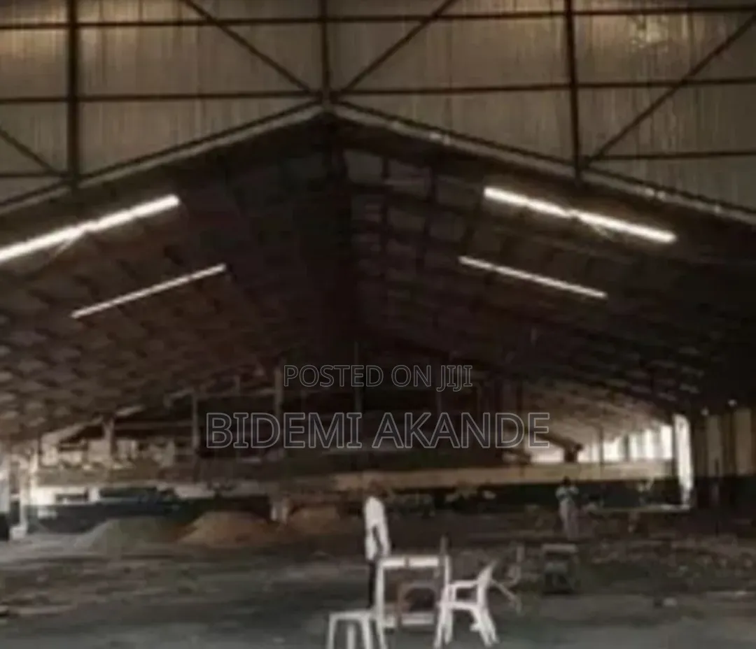 3,600sqm Warehouse for Sale in Ikeja in Agidingbi
