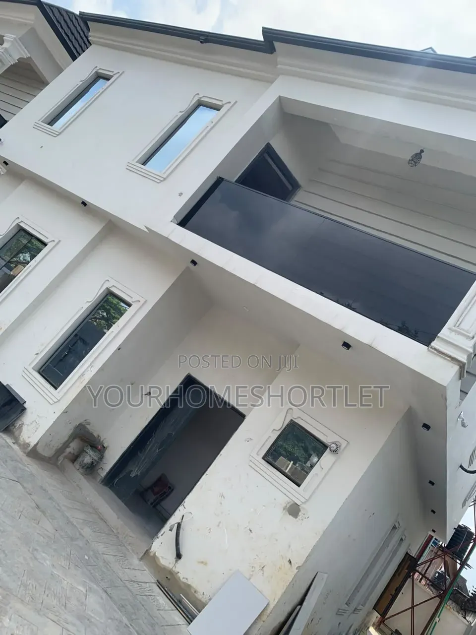 Brand New 4 Bedroom Self Compound in Atunrase Medina