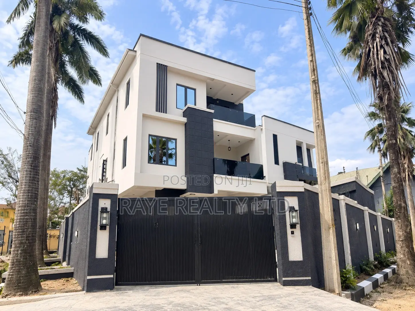 4bdrm House in Omole Phase 1 for sale in Omole Phase 1