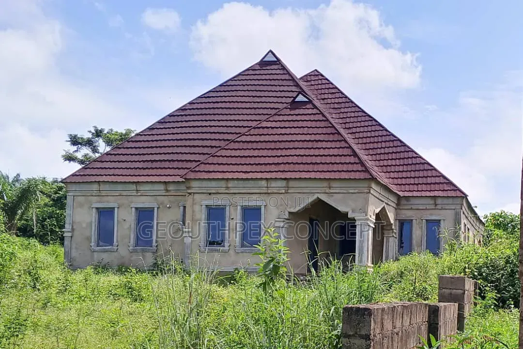 3bdrm Bungalow in Moniya for sale in Moniya