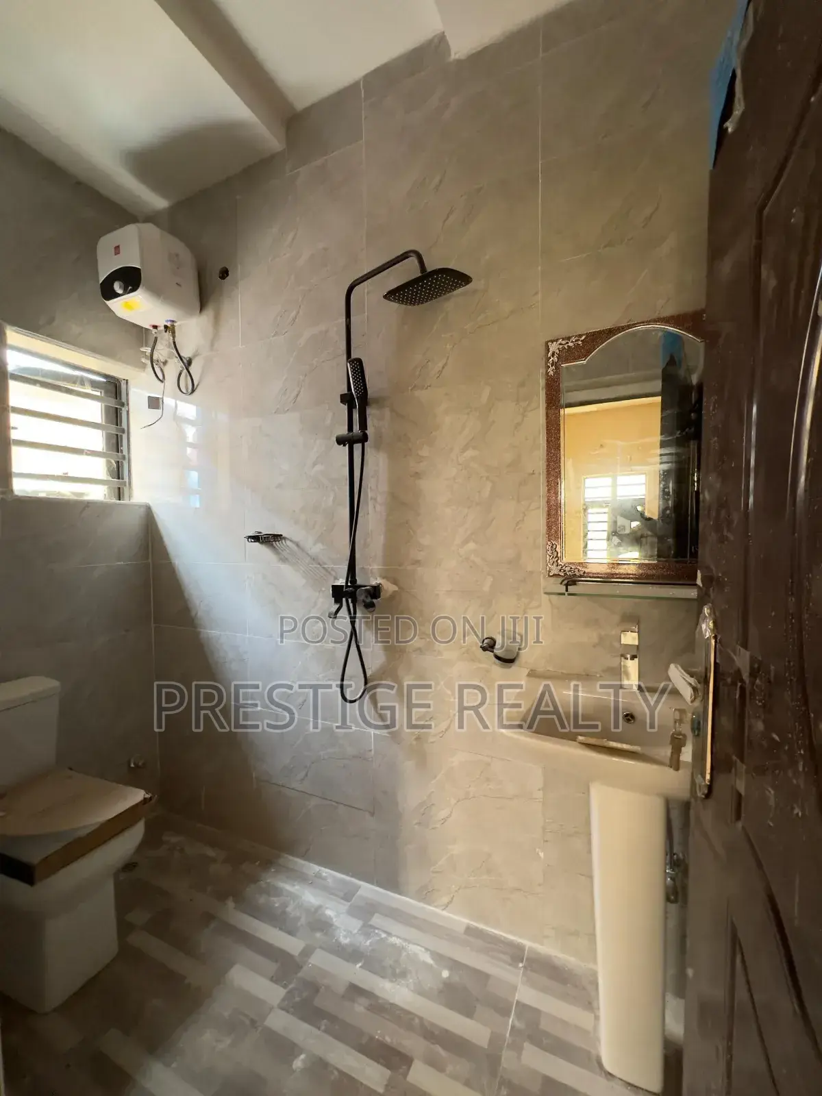 3bdrm Duplex in City Park & Garden,, Egbeda for sale in Egbeda
