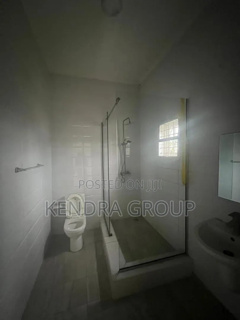 4bdrm Duplex in Orchid, Ikota for rent in Ikota