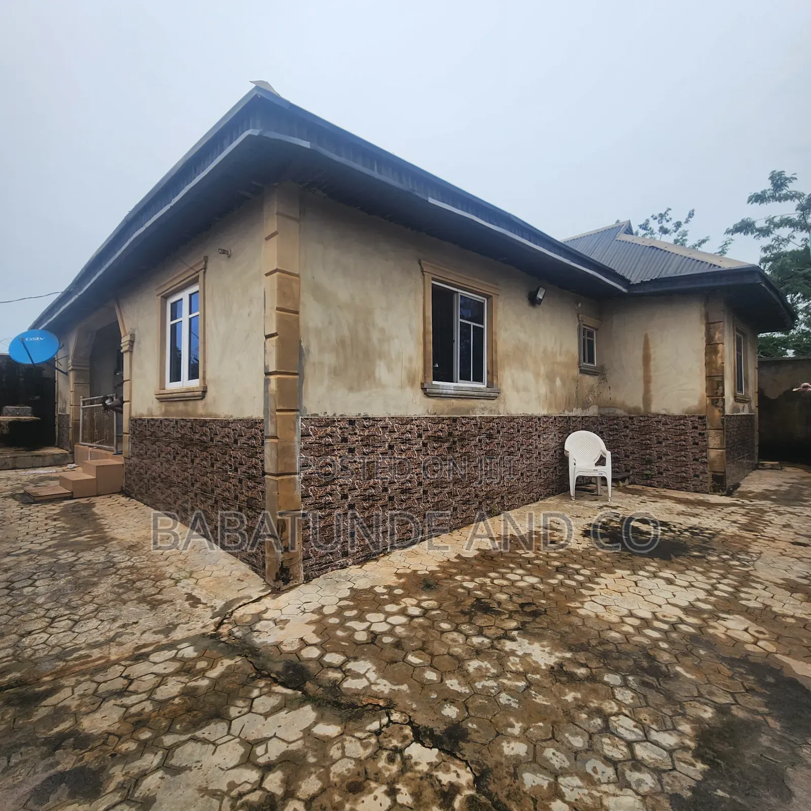 2bdrm Bungalow in Peace Estate,, Ibadan Polytechnic/University for sale in Ibadan Polytechnic/University