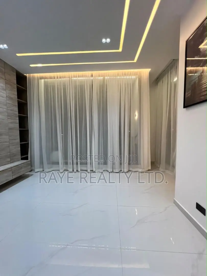 5bdrm Duplex in Lekki for sale in Lekki