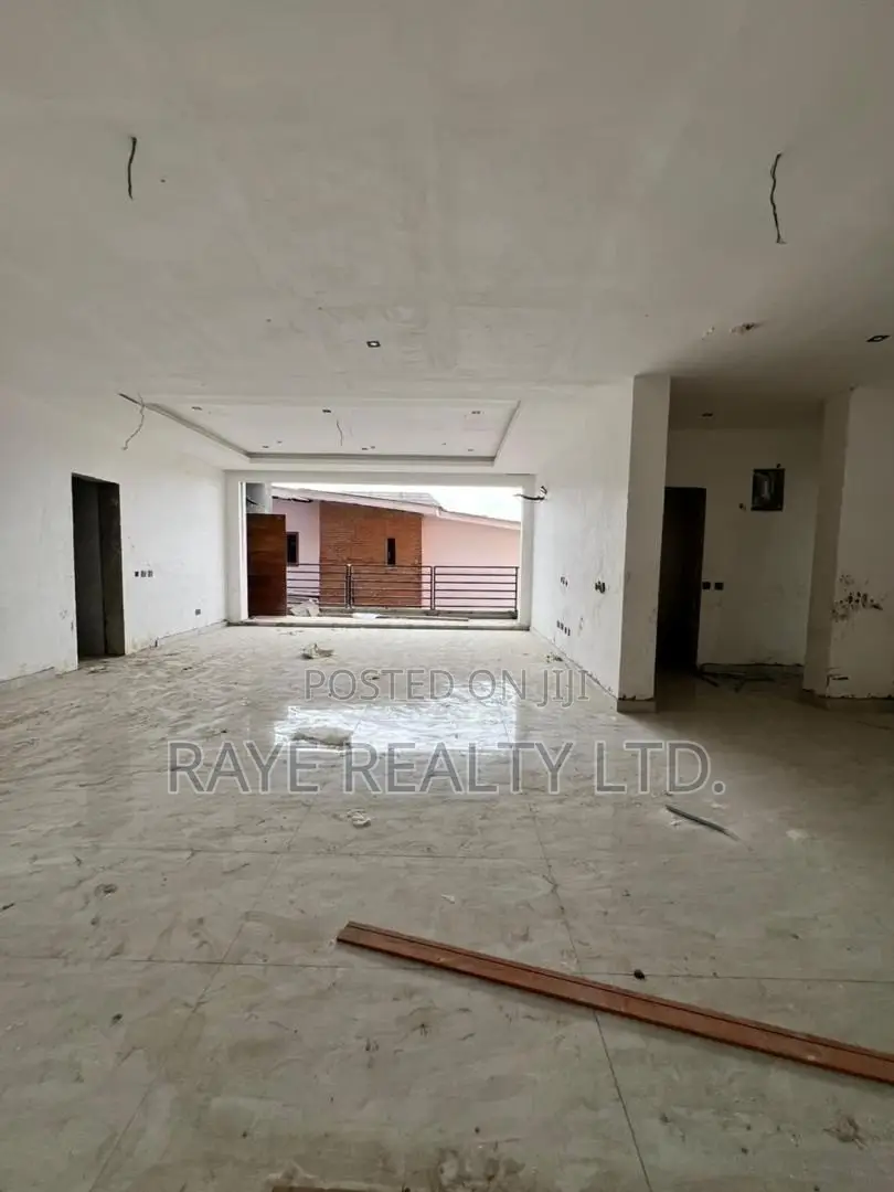 3bdrm Apartment in Lekki Phase 1 for sale in Lekki Phase 1