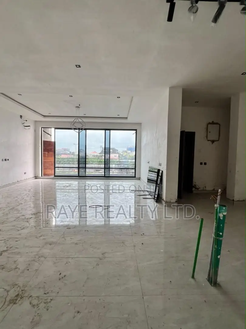 2bdrm Apartment in Lekki Phase 1 for sale in Lekki Phase 1