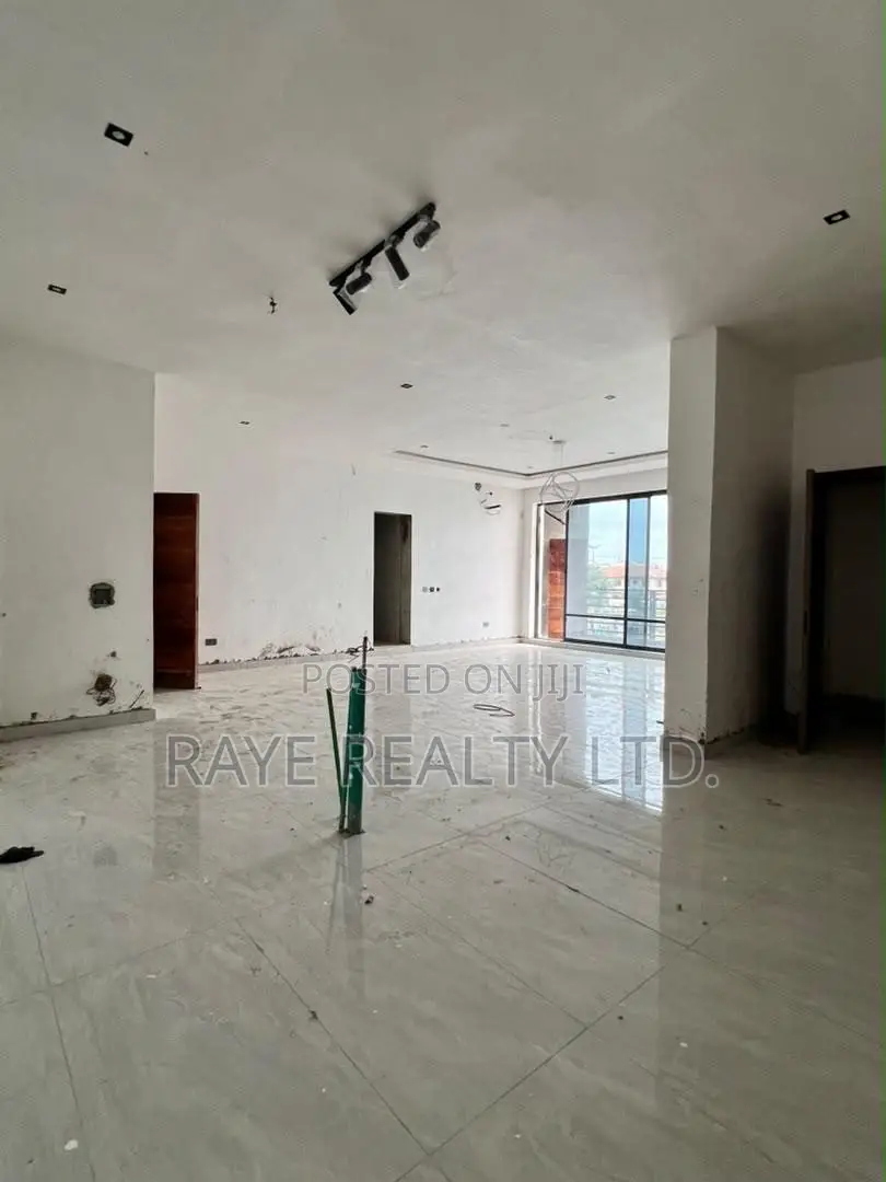 2bdrm Apartment in Lekki Phase 1 for sale in Lekki Phase 1