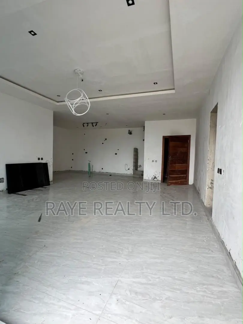 2bdrm Apartment in Lekki Phase 1 for sale in Lekki Phase 1
