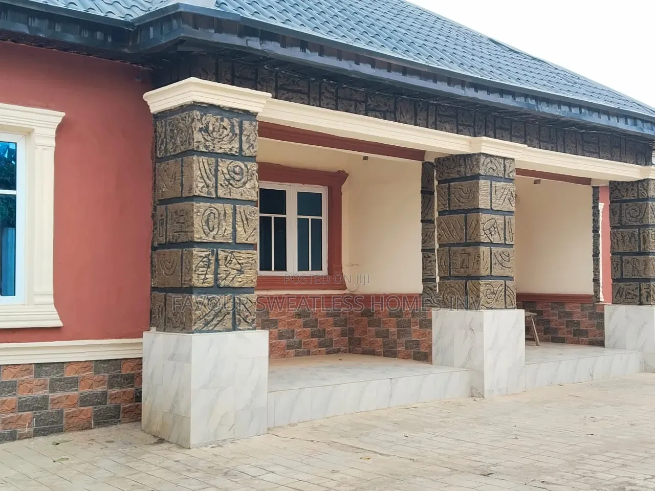 3bdrm Block of Flats in Makogi, Obafemi-Owode for sale in Obafemi-Owode