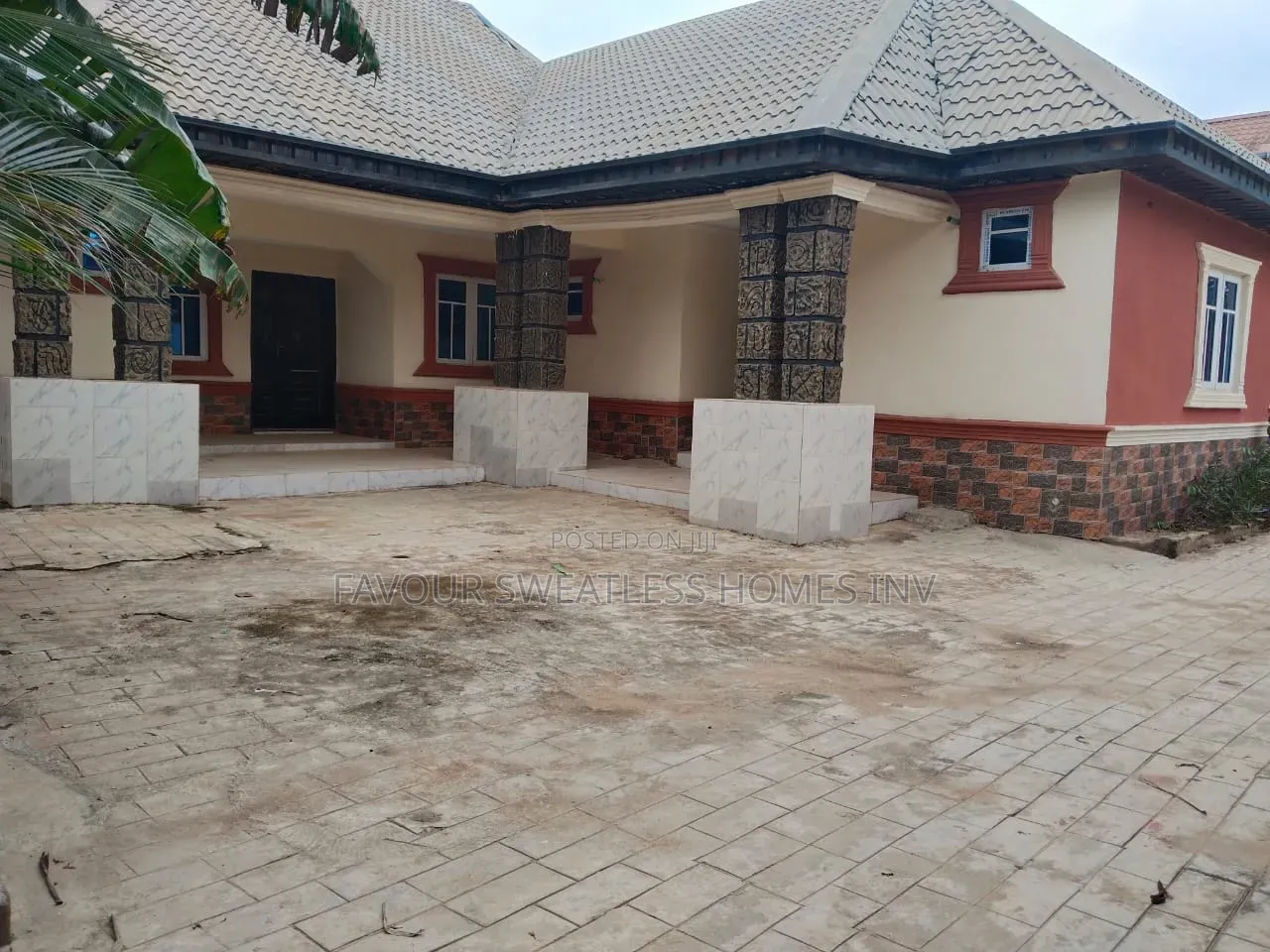 3bdrm Block of Flats in Makogi, Obafemi-Owode for sale in Obafemi-Owode