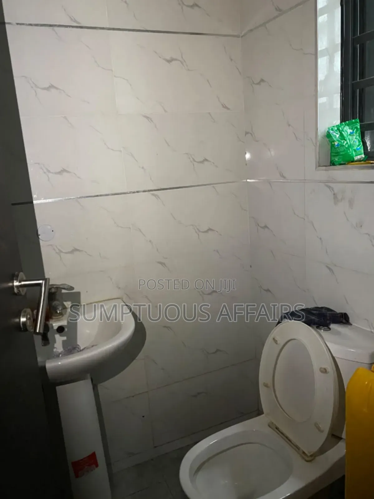1bdrm Shared Apartment in Jakande for rent in Jakande