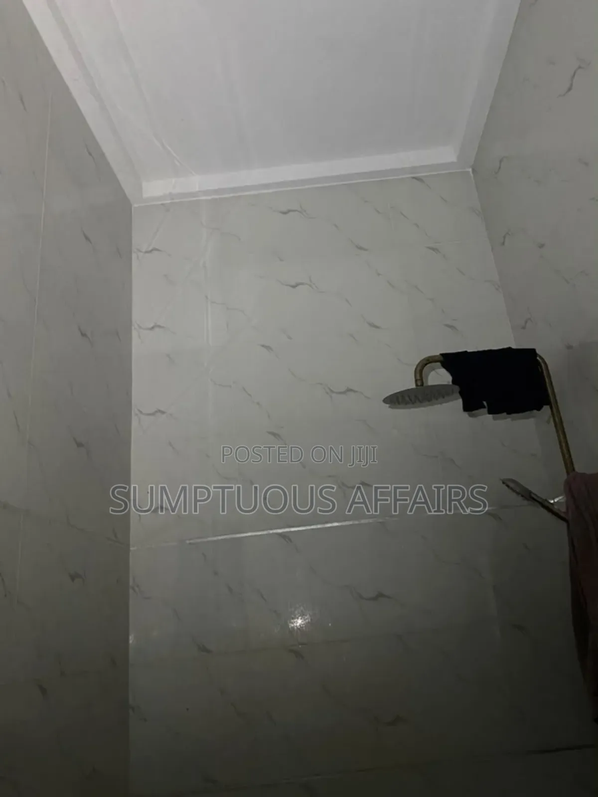 1bdrm Shared Apartment in Jakande for rent in Jakande