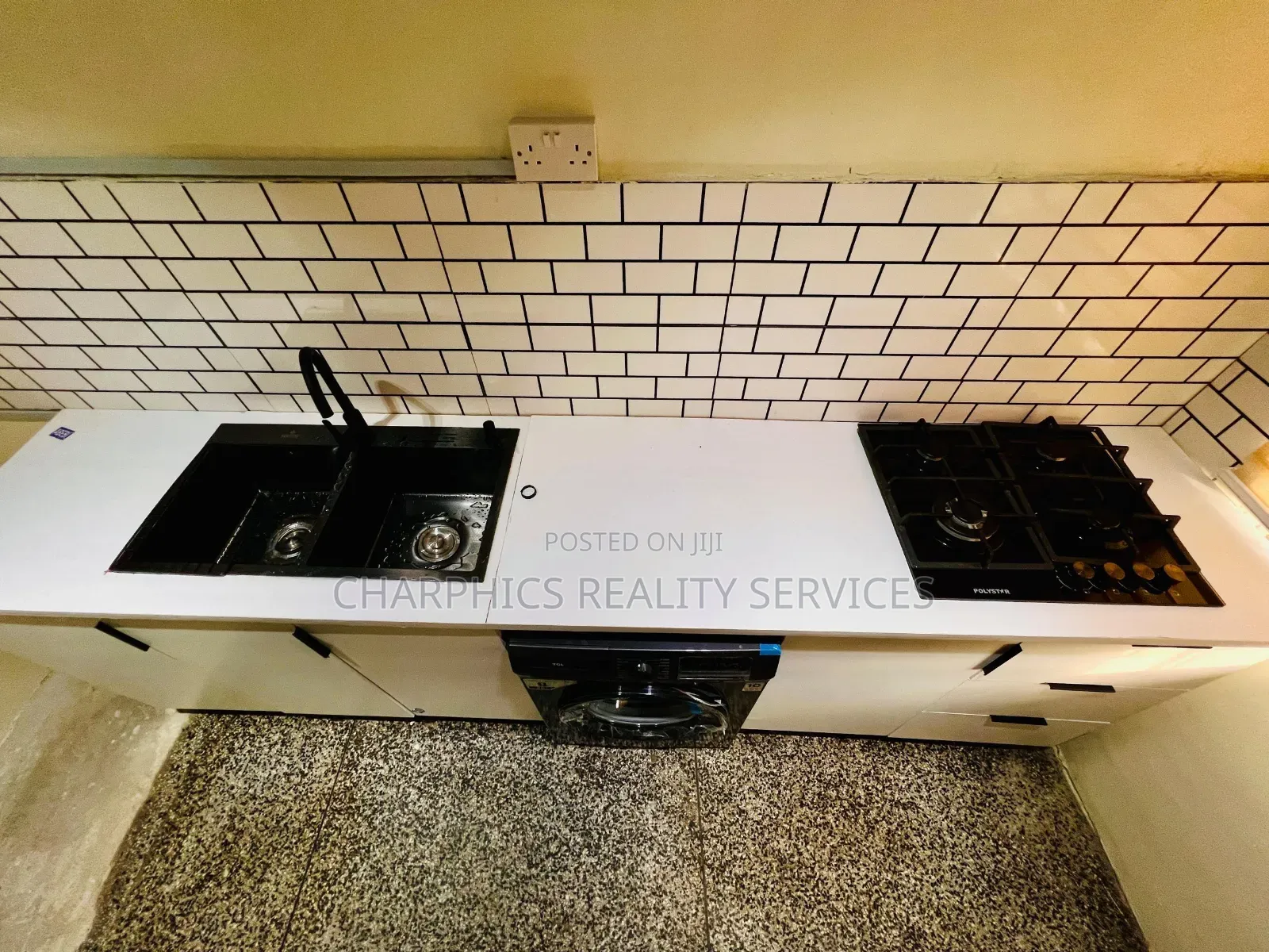 Furnished 3bdrm Apartment in Adelabu for rent in Adelabu