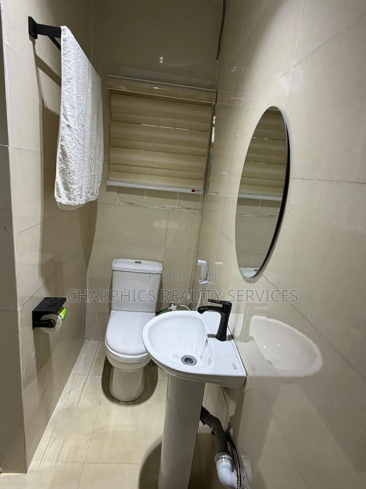 Furnished 3bdrm Apartment in Adelabu for rent in Adelabu