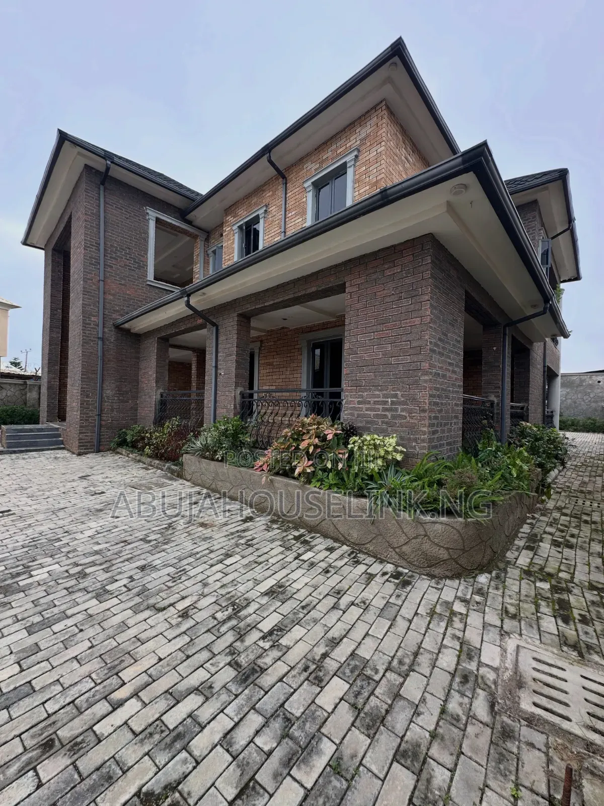 5bdrm Duplex in Lokogoma Abuja for sale in Lokogoma