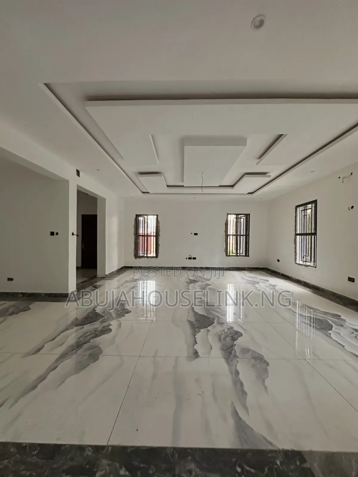 5bdrm Duplex in Lokogoma Abuja for sale in Lokogoma