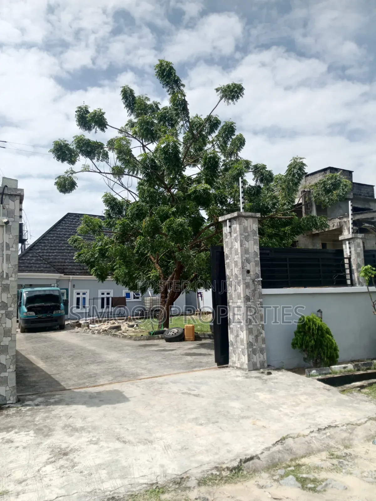 4bdrm Bungalow in Ogunfayo, Awoyaya for rent in Awoyaya