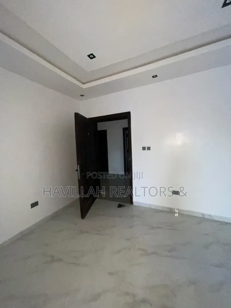 2bdrm Apartment in GRA Phase 2 Shangisha for sale in GRA Phase 2 Shangisha