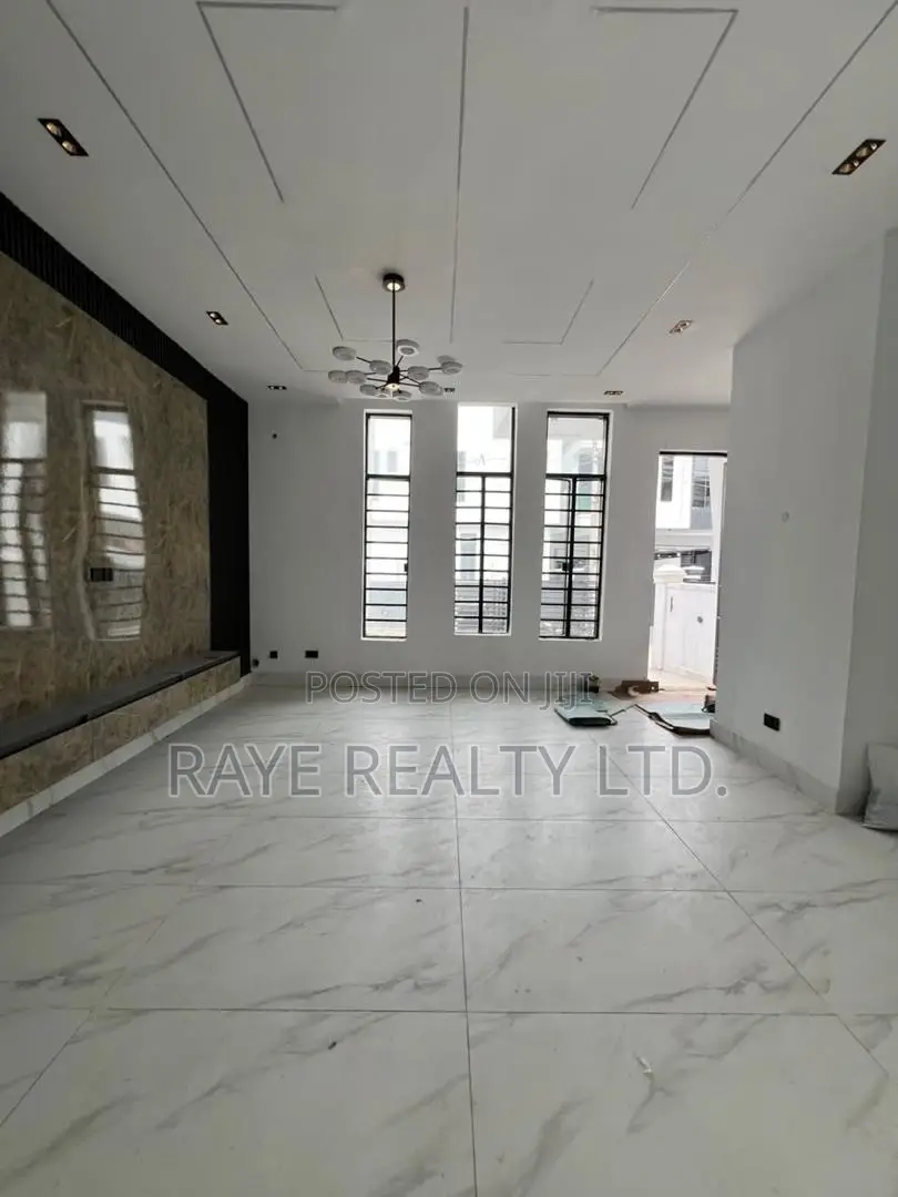 4bdrm Duplex in Ajah for sale in Ajah