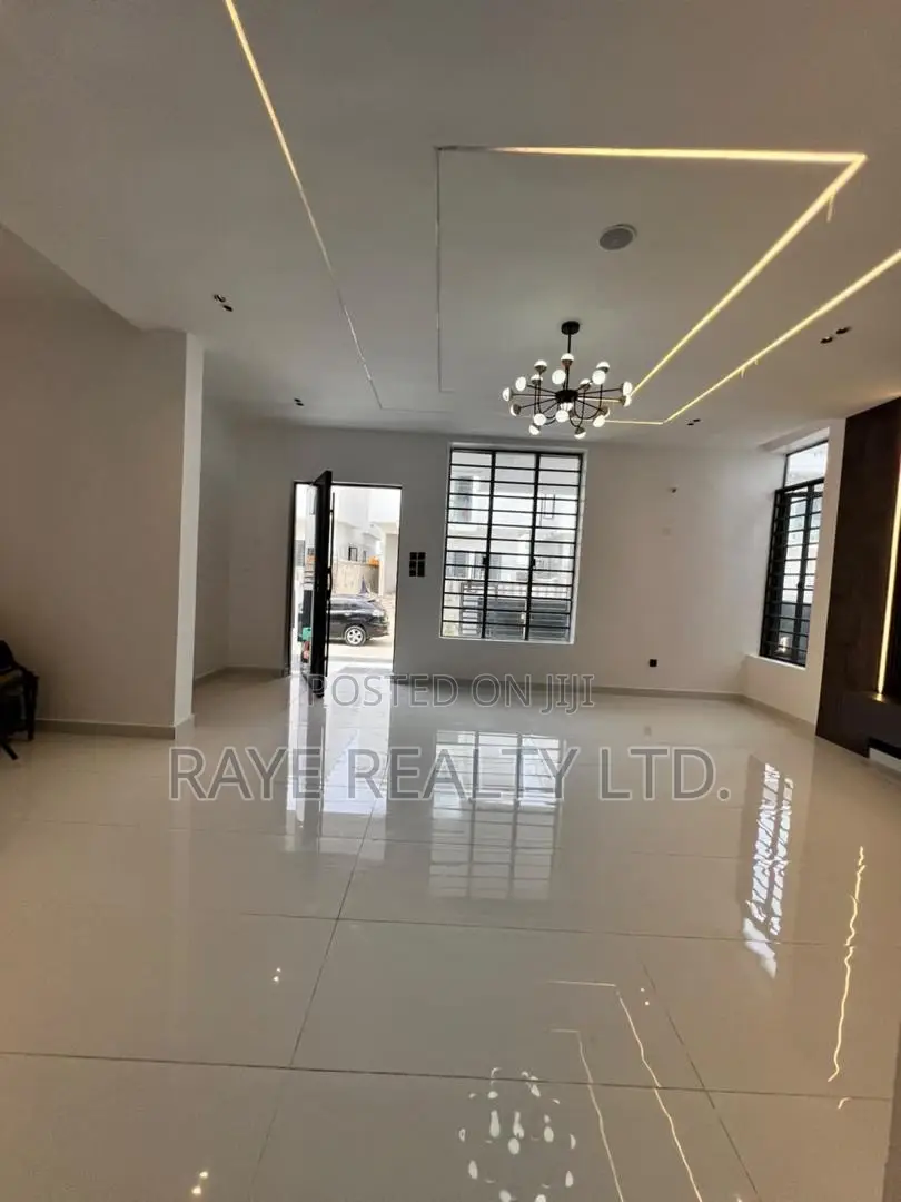 4bdrm Duplex in Ajah for sale in Ajah