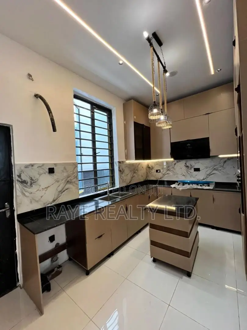 4bdrm Duplex in Ajah for sale in Ajah
