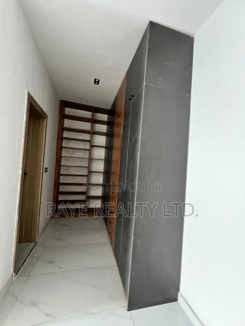 4bdrm Duplex in Ajah for sale in Ajah