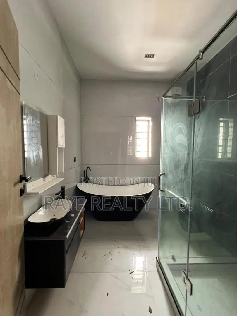 4bdrm Duplex in Ajah for sale in Ajah