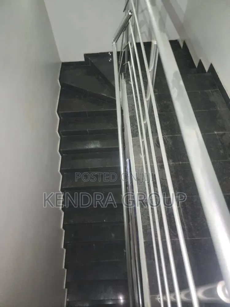 4bdrm Duplex in Ikate for rent in Ikate