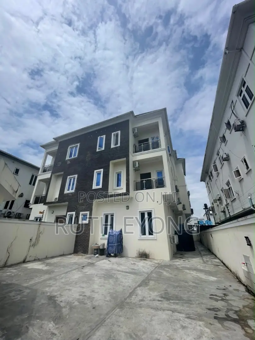 2bdrm Apartment in Lekki Phase 1 for rent in Lekki Phase 1