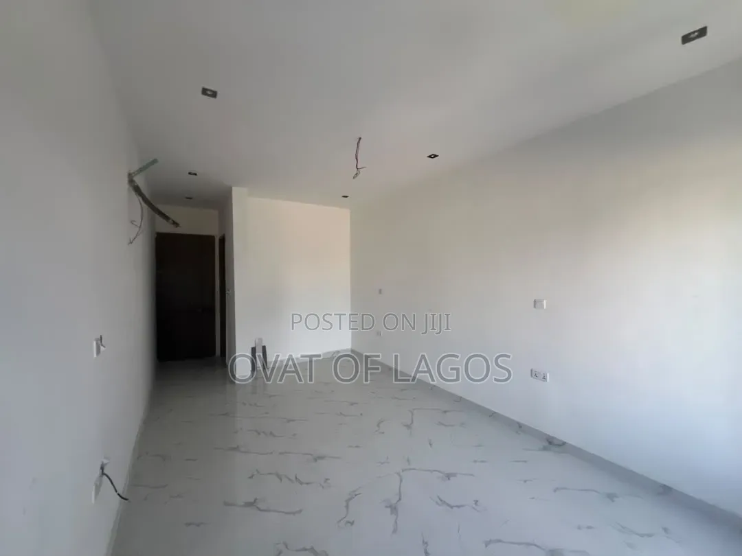 3bdrm Apartment in Lekki Phase 1 for sale in Lekki Phase 1