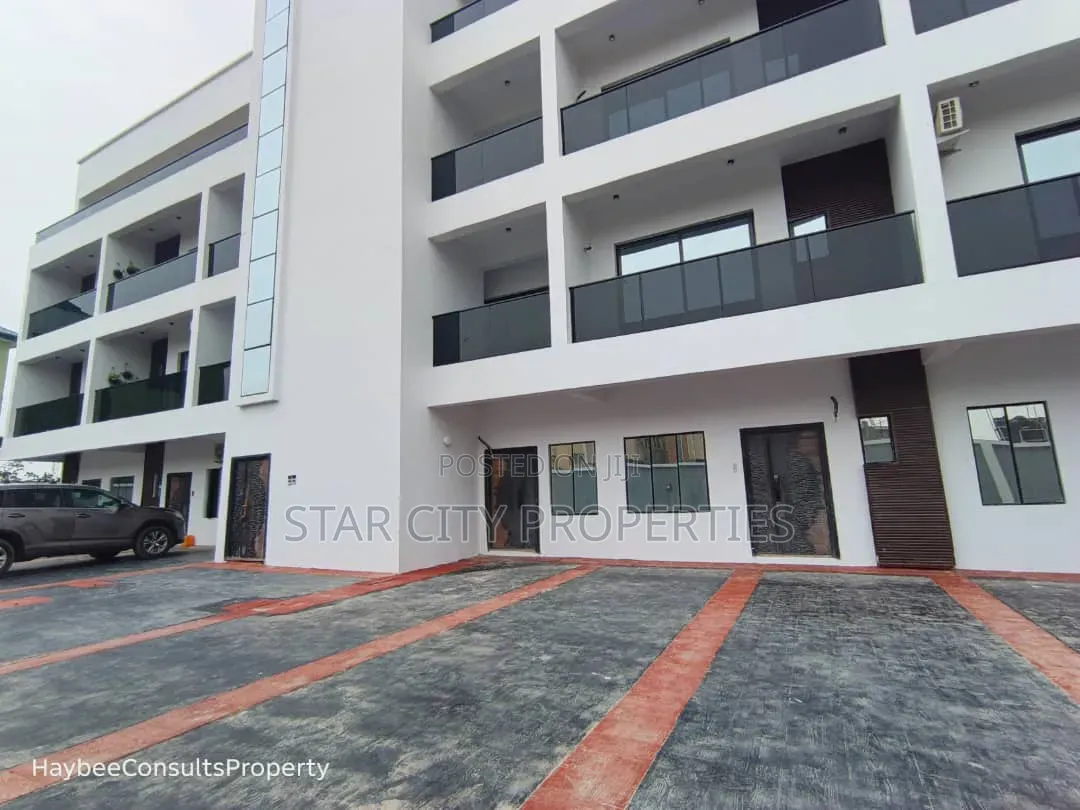 4bdrm Townhouse/Terrace in Unsho Street Off for sale in Sabo / Yaba