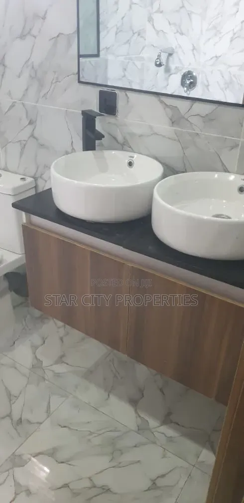 5bdrm Duplex in Magodo Phase 2 for rent in GRA Phase 2 Shangisha