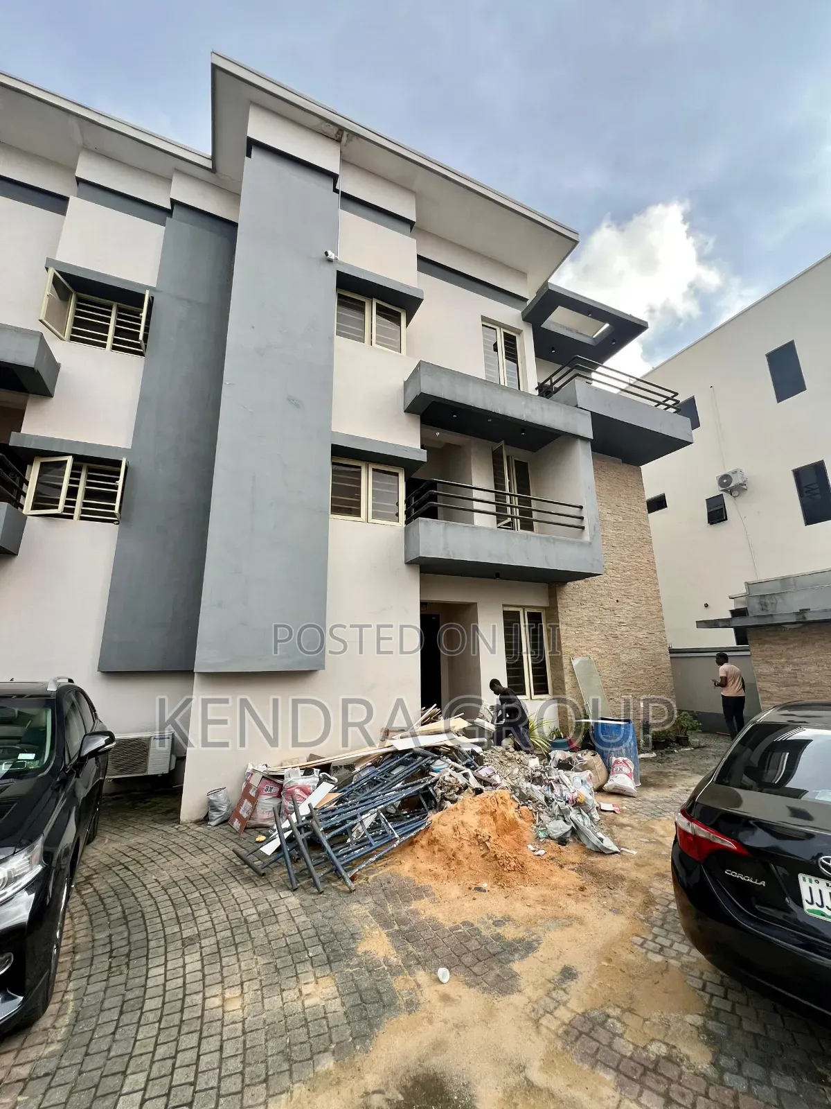 4bdrm Duplex in Ikeja Gra for rent in Ikeja GRA
