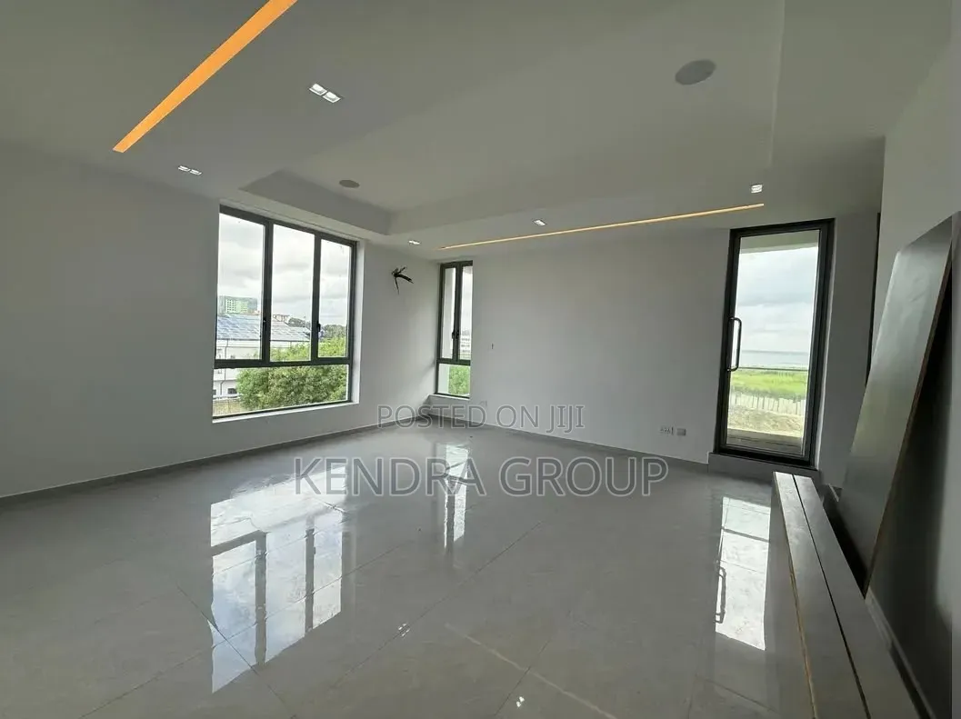 5bdrm Duplex in Ikoyi for sale in Old Ikoyi