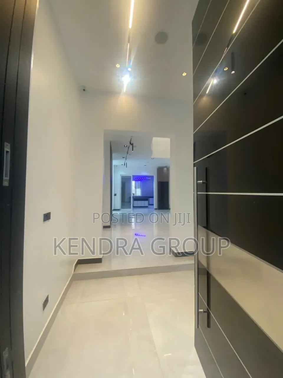 5bdrm Duplex in Banana Island, Ikoyi for sale in Banana Island