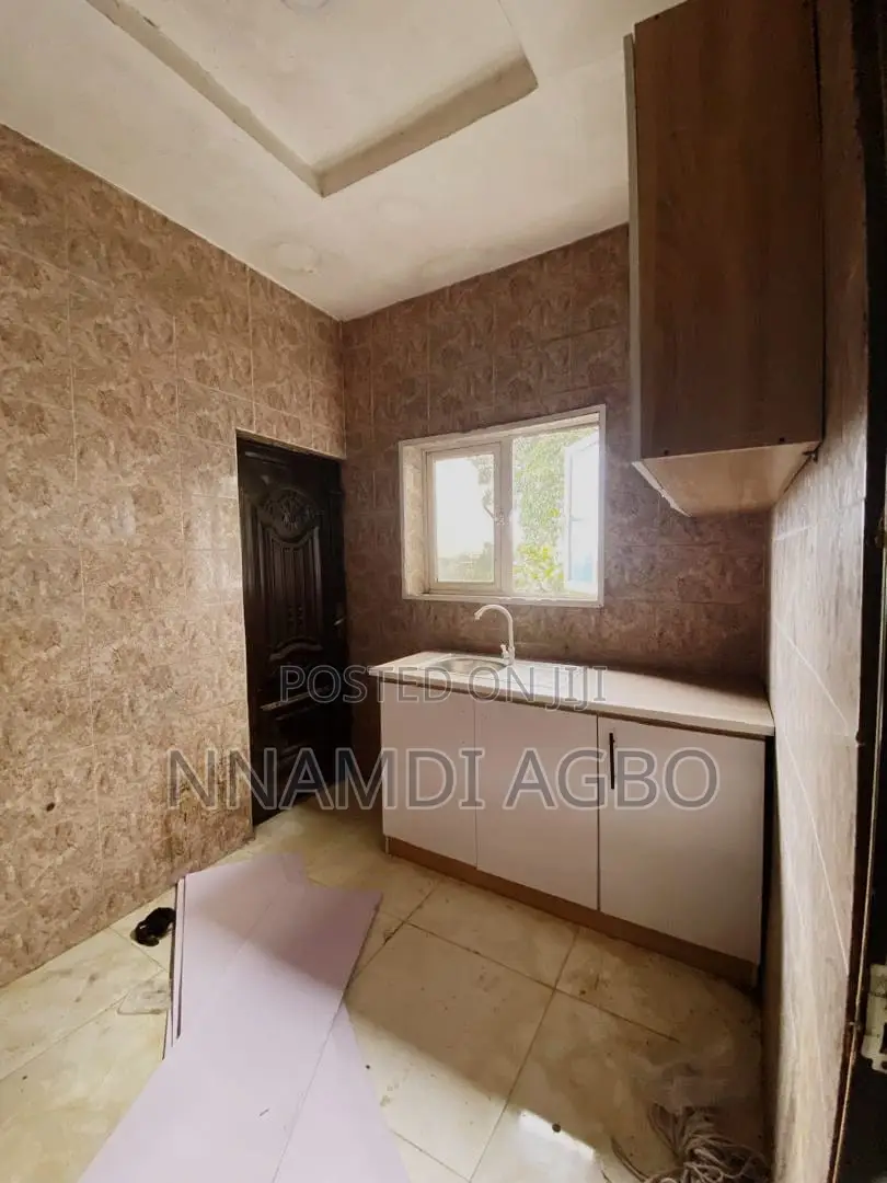2bdrm Apartment in Osapa london for rent in Osapa london