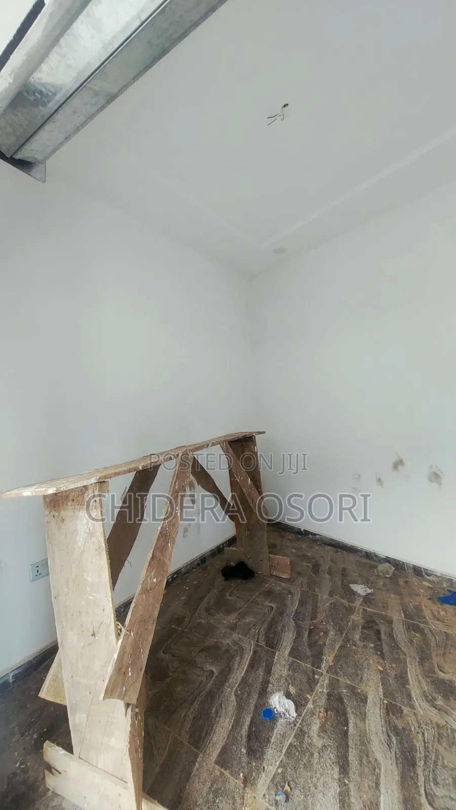 Shop/Office Space for Rent at Dutse in Dutse-Alhaji