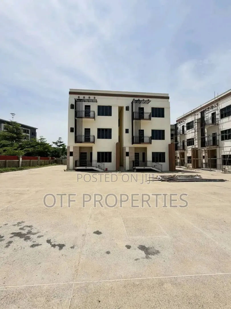 4bdrm Duplex in Kado Main for rent in Kado