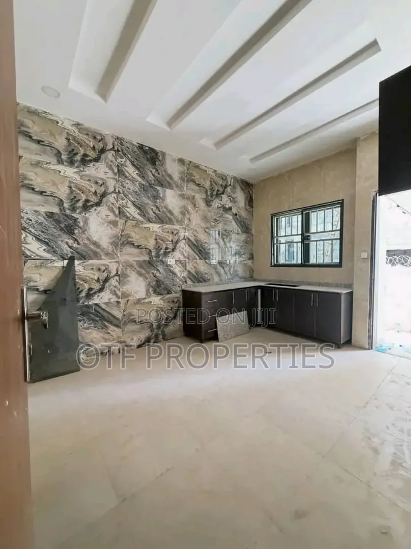 4bdrm Duplex in Kado Main for rent in Kado