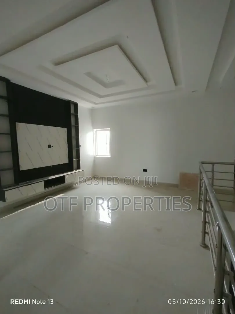 3bdrm Duplex in Mabushi for rent in Mabushi