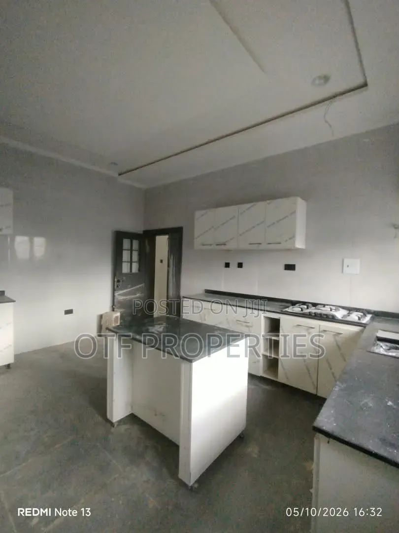 3bdrm Duplex in Mabushi for rent in Mabushi